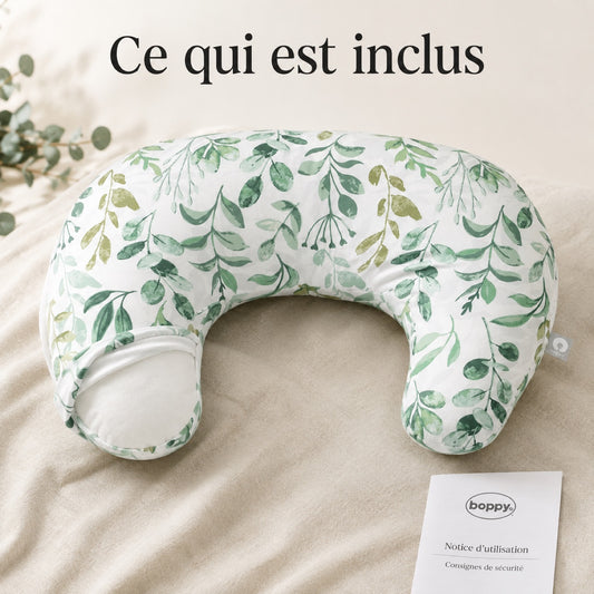 Coussin d'allaitement Boppy Original avec sa housse motif feuillage et sa notice
